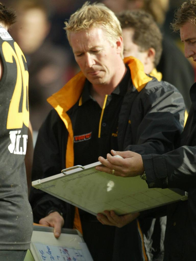 Noble coaching Glenelg in 2004.