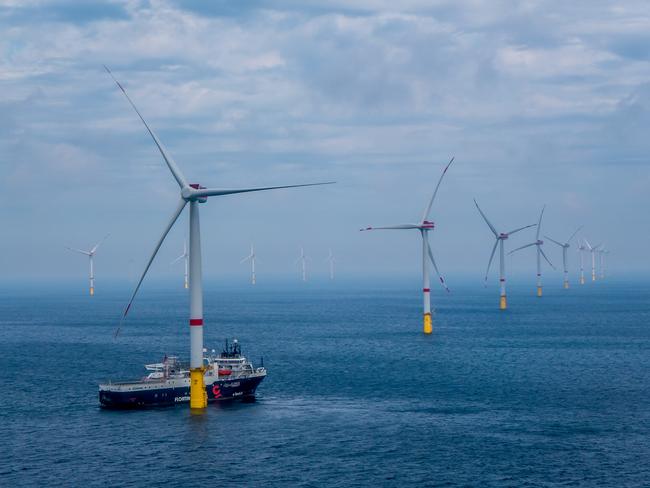 Example of overseas offshore windfarm