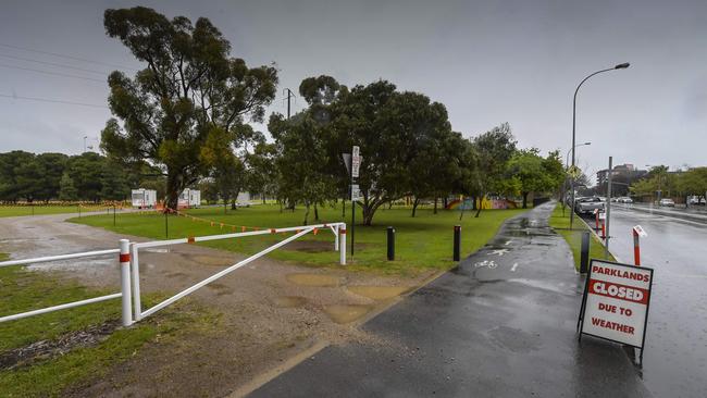 ADELAIDE, AUSTRALIA - NewsWire Photos SEPTEMBER 07 2023: ADELAIDE ROYALSHOW. Park 21W (entry from South Terrace) has been closed due to flooding from excess rain. Picture: NCA NewsWire / Roy VanDerVegt