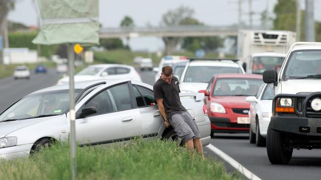 A crash blocks traffic on the Warrego Hwy.