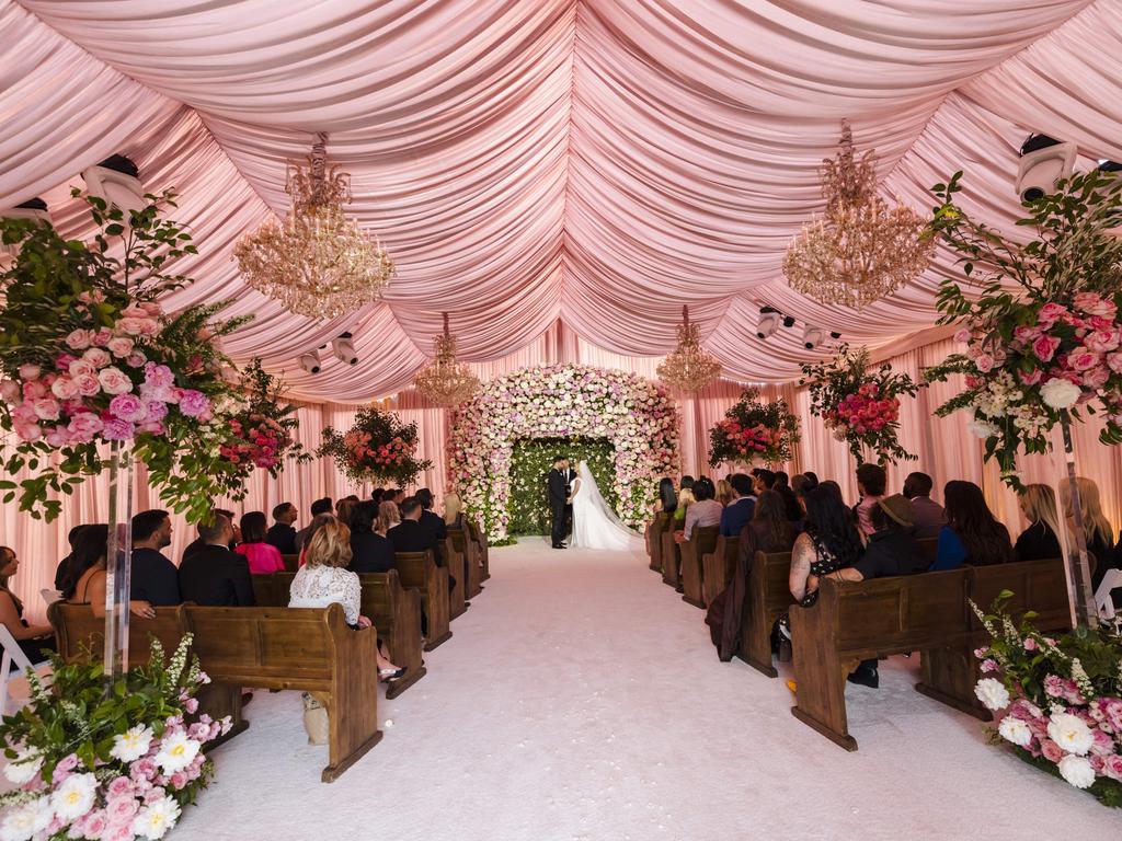 Guests at the couple’s intimate weddin included Paris Hilton, Madonna, Selena Gomez and Drew Barrymore. Picture: Kevin Ostajewski/Shutterstock/MEDIA MODE.