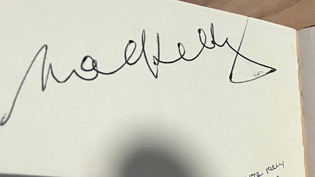 Noel Kelly’s signature.