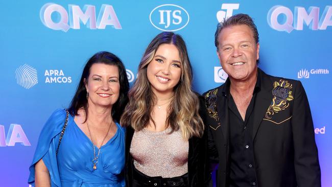 Laurel Edwards, Jem Cassar-Daley and Troy Cassar-Daley, at the 2022 Queensland Music Awards red carpet in March 2022. Picture: Steve Pohlner