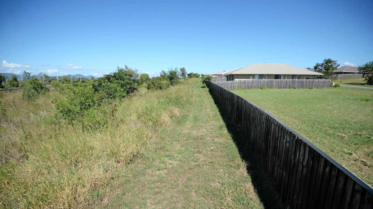 Overgrown blocks at Gracemere. Picture: Allan Reinikka ROK080118aovergro