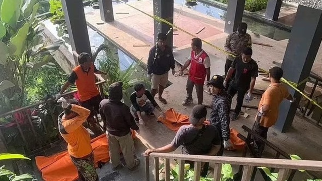 Five people have died after a cable carrying a glass lift at the Ayuterra Resort in Bali snapped. Picture: X / misterdetektif