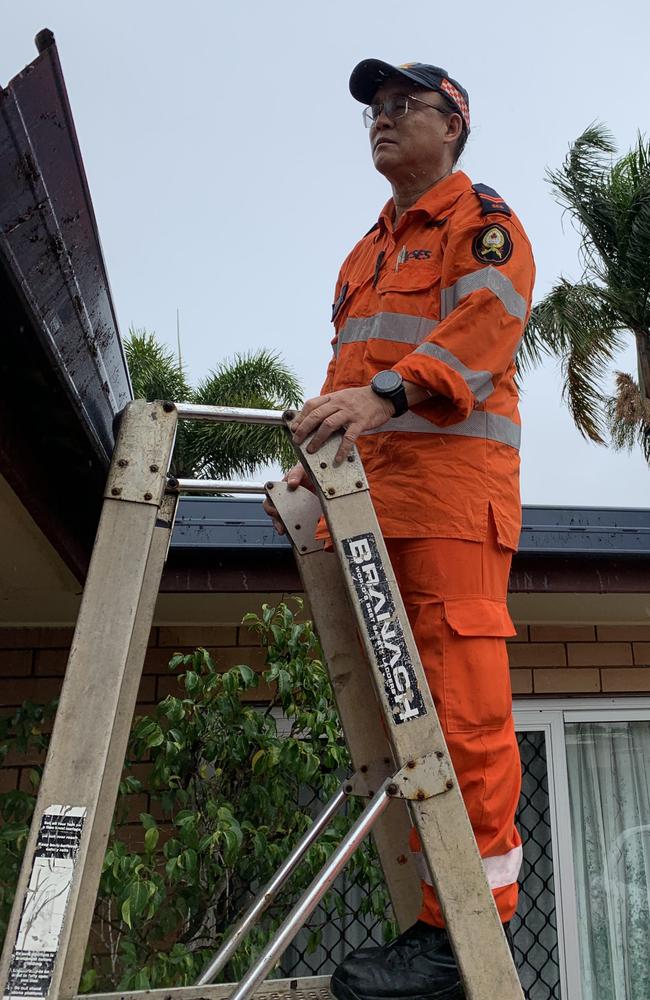 Mackay SES volunteer Warren Ponmoon inspects a home in Andergrove on January 17, 2023. Picture: Duncan Evans