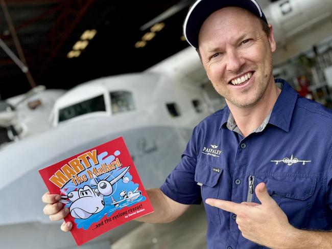 Top End author and seaplane pilot Daniel Bolton