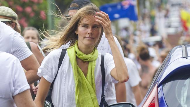 Lucas joins ‘dangerous’ anti-vax protests