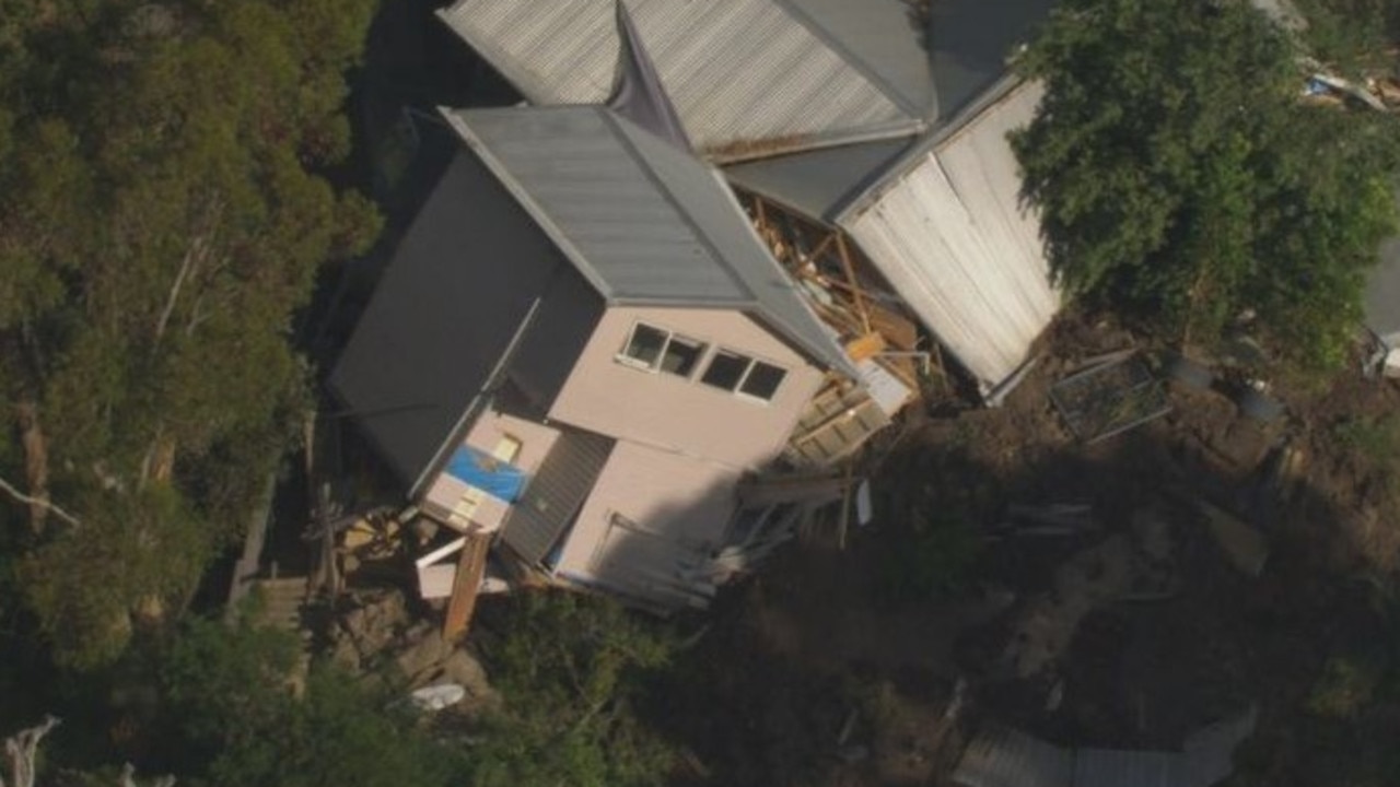 McCrae braces for more landslides day after home destroyed