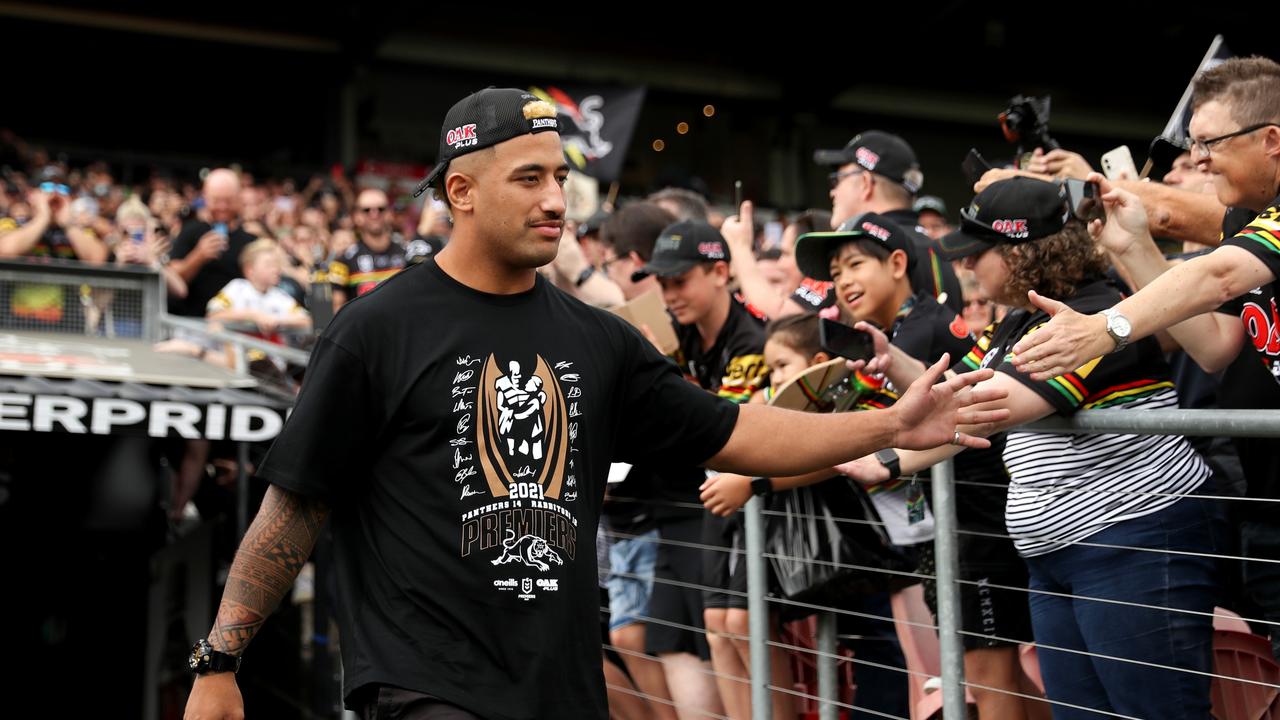 Kikau is just one of several players to have secured their futures. Photo by Brendon Thorne/Getty Images