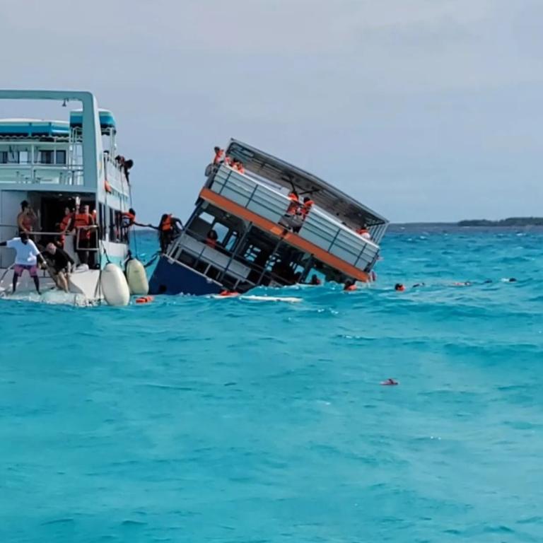 The ferry boat started sinking after encountering rough water and large waves. Picture: TikTok/kellyswitz