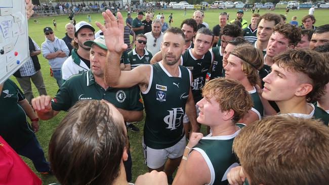 Echuca is co-coached by Simon Maddox and Andrew Walker. Picture: Yuri Kouzmin