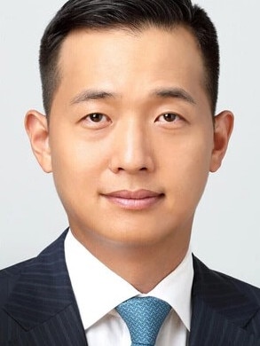 Hanwha Group vice chairman Dong Kwan Kim.