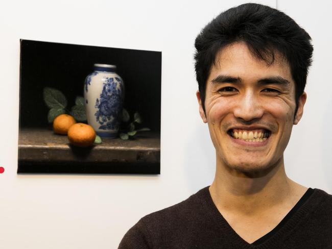 Mosman Art Prize 2016: Emerging artist winner Moritaka Suzuki with his winning work <i>Mandarin still life</i>.