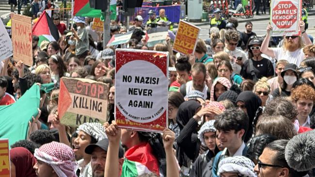 Hundreds of Victorian students gathered at Flinders Street station ahead of a school strike for Palestine rally. Picture: Suzan Delibasic