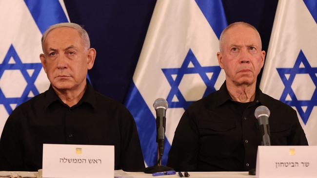 Arrests warrants have been placed on Israeli PM Benjamin Netanyahu and his former Defence Minister Yoav Gallant.