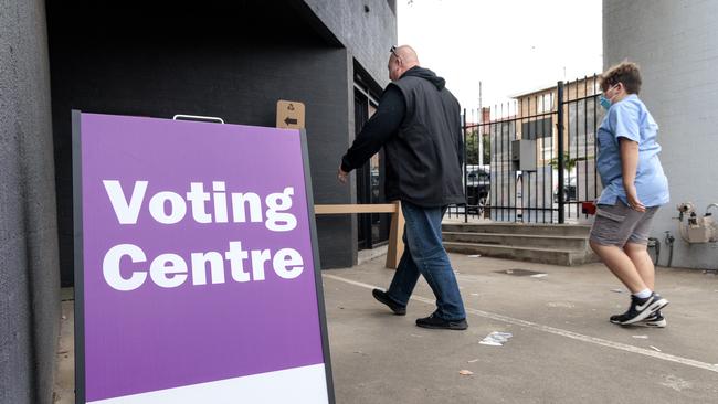 Telephone voting is available for the first time for voters who test positive with Covid-19. Picture: NCA NewsWire / David Geraghty