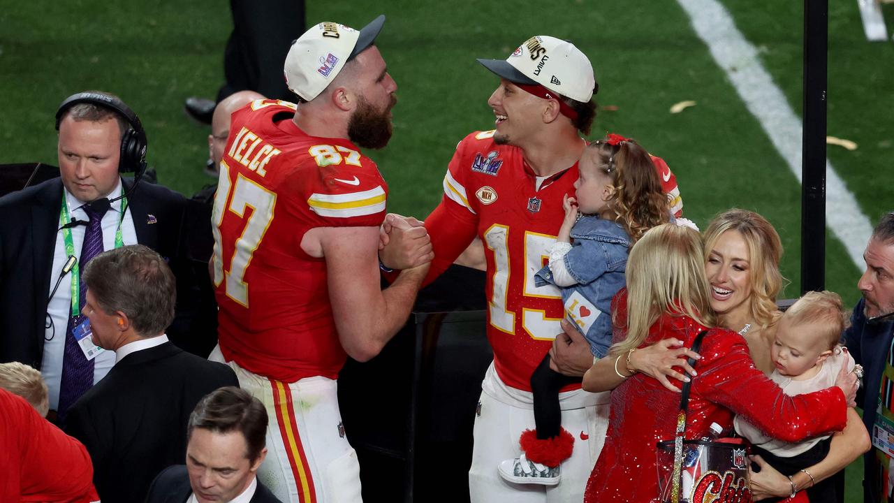 Travis Kelce (87) was below his best, but still helped the Chiefs win. (Photo by Rob Carr / GETTY IMAGES NORTH AMERICA / Getty Images via AFP)