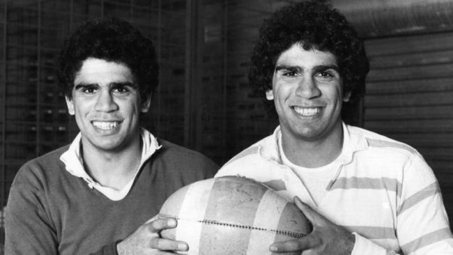 Glen Ella, right, was a victim of fan skullduggery in Perpignan in 1983 in an Australian team skippered by his brother Mark.