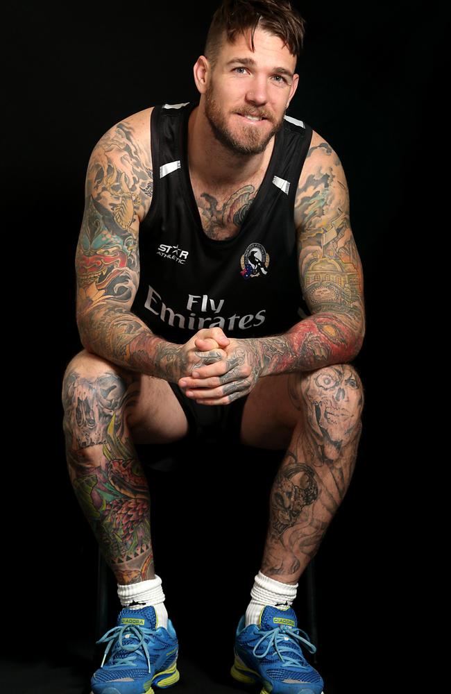 Dane Swan celebrates Brownlow night in his Rio jocks getting inked up ...