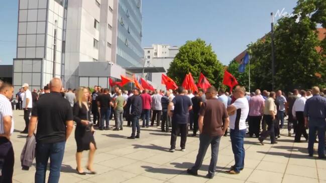 Insane brawl breaks out in Kosovo parliament