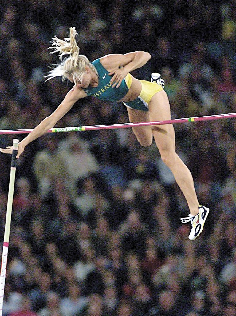 Naked pole vault - 🧡 Pin on Poses.