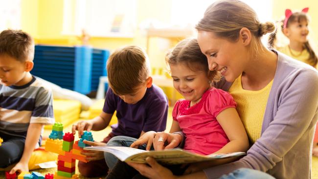 Screens are the enemy of long-term readers. Picture: iStock