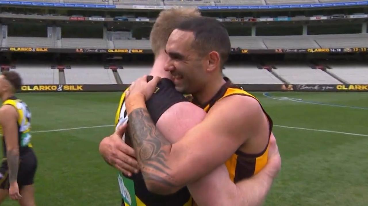 Jack Riewoldt and Shaun Burgoyne. Photo: Kayo.