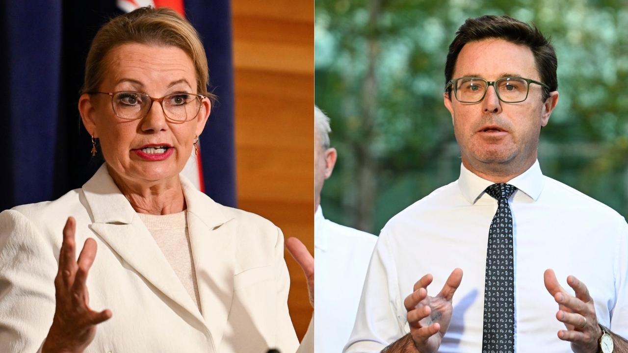 Senior Libs tight-lipped on key question