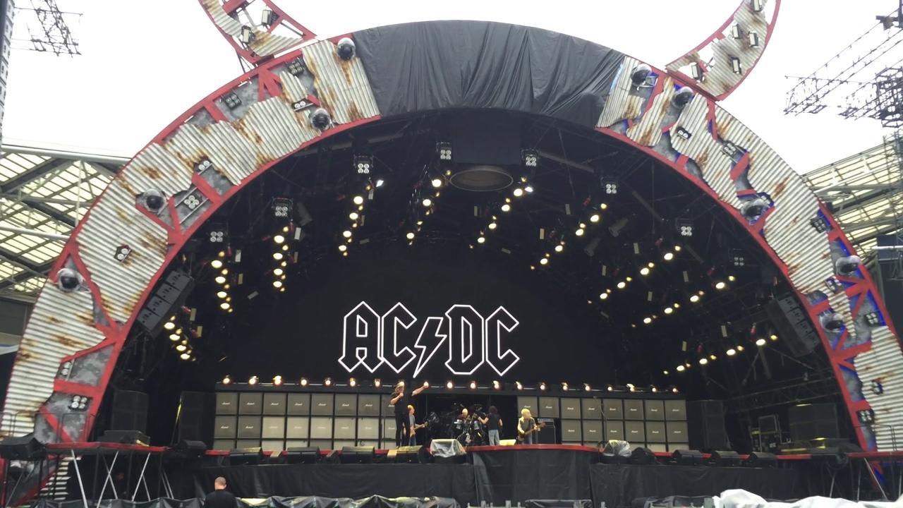 AC/DC Sydney soundcheck 