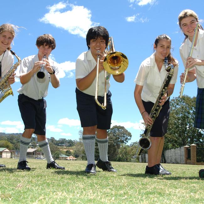 Julia Medland, Jordan Summersby, Mikio Kimura, Mark Heiner and Alex Roberts.