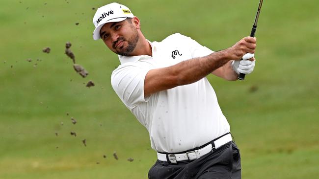 Superstars shine in Brisbane gloom