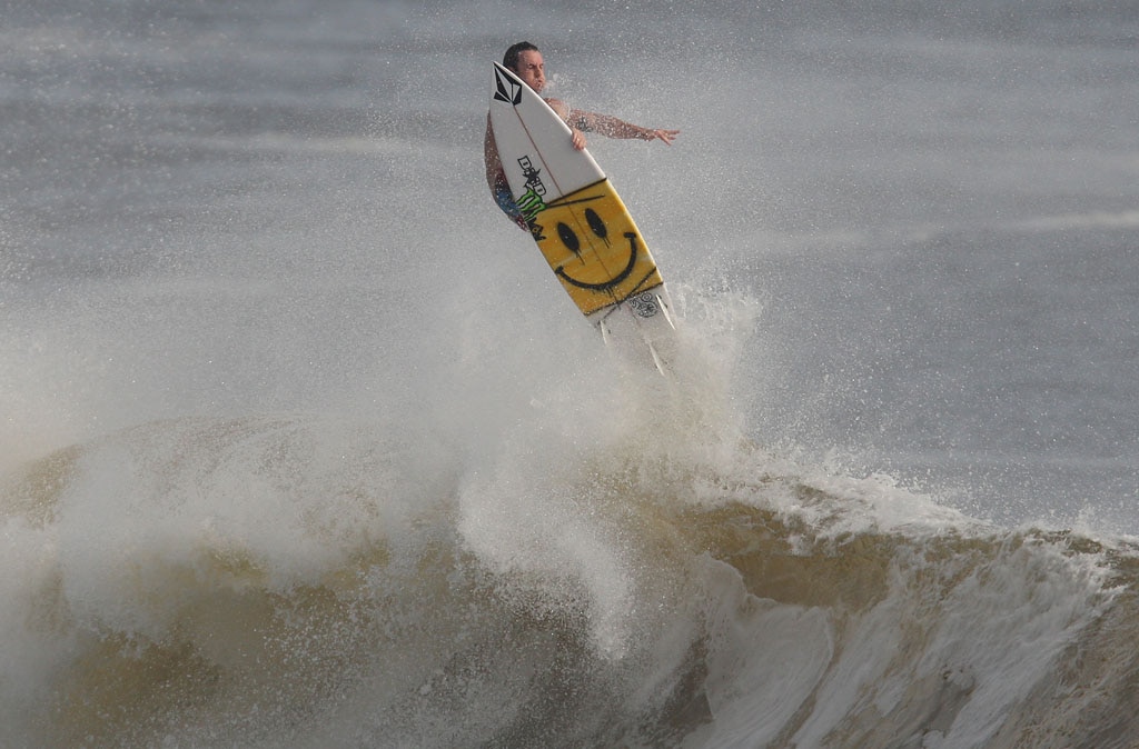 Alexandra Headland gets good lefts and rights for longboarders and shortbaorders alike. Picture: Nicholas Falconer