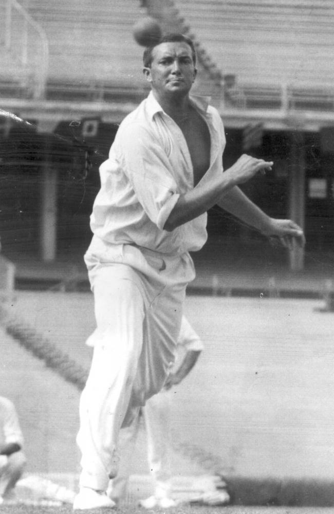 Richie Benaud trains in the 1960s.