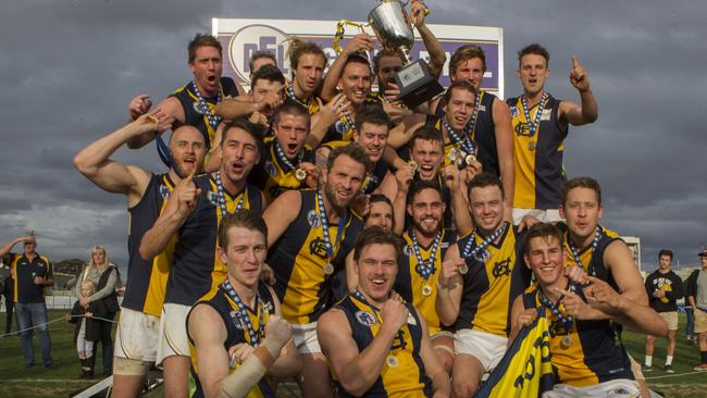 Division 2 premiers Hurstbridge have announced their new coach for 2017. Picture: Richard Serong