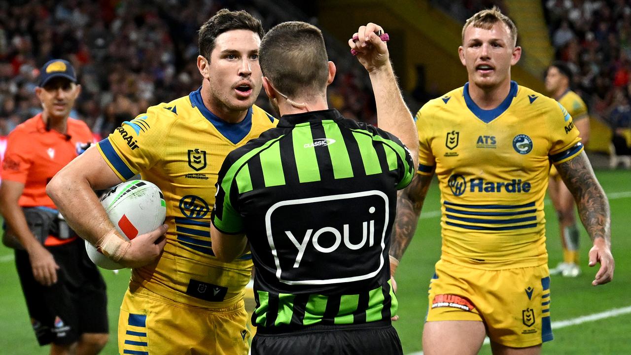 Bunker controversy continues as Sharks hold off Eels comeback
