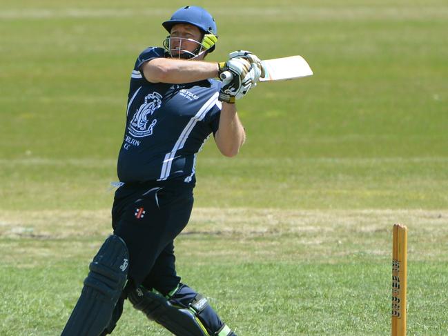 Nathan Pilon puts a pull shot away during his time at Carlton.