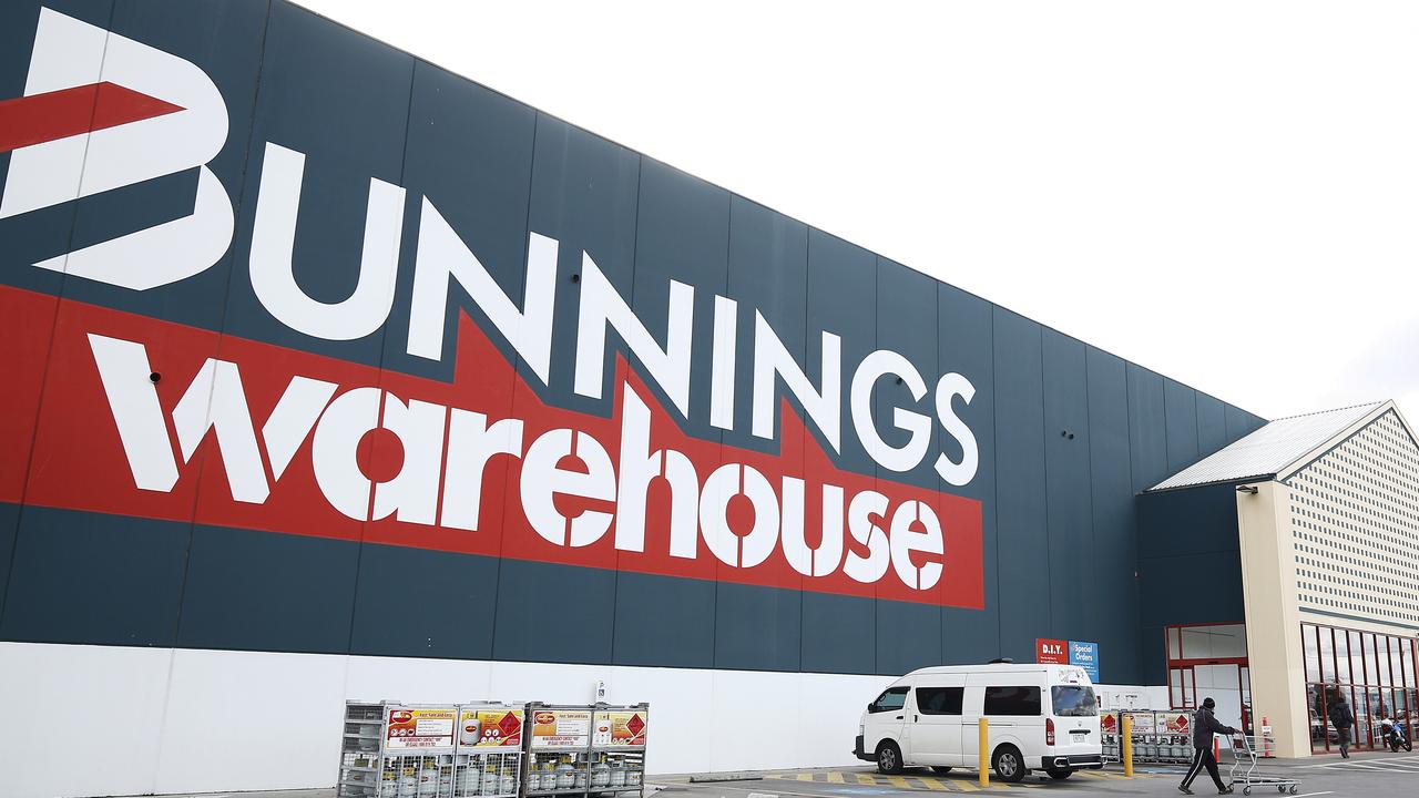 Suzanne Wilson: Pakenham scammer’s Bunnings rip-off refund rort ...