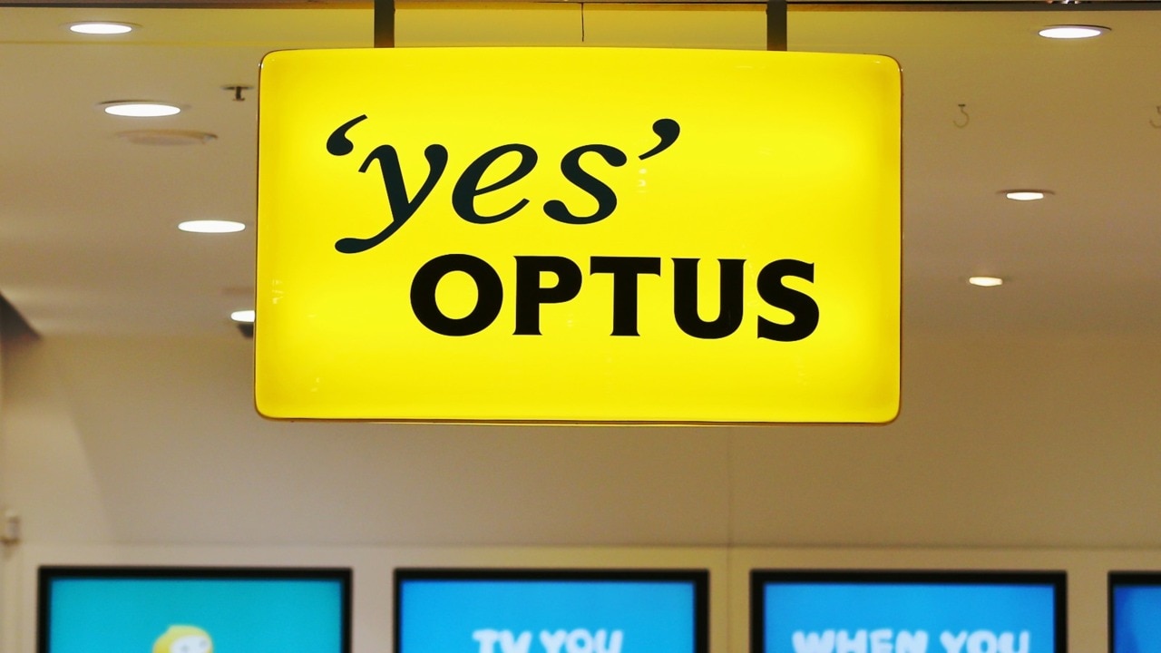 Optus to waive the phone bills of frontline health workers