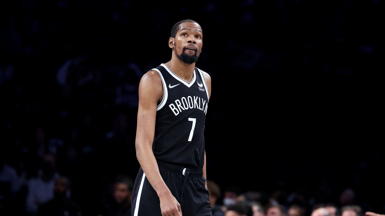 Knicks reportedly discussed trading Obi Toppin, Evan Fournier for
