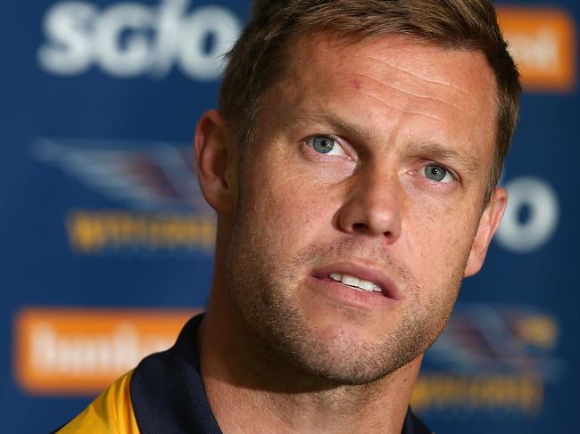 PERTH, AUSTRALIA - SEPTEMBER 11:  Sam MItchell addresses the media before a West Coast Eagles AFL training session at Domain Stadium on September 11, 2017 in Perth, Australia.  (Photo by Paul Kane/Getty Images)