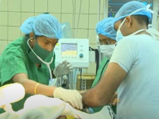 An operation scene from a video of the National Hospital of Sri Lanka.