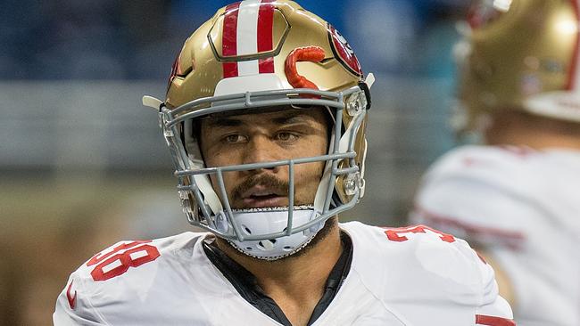 DETROIT, MI - DECEMBER 27: Jarryd Hayne #38 of the San Francisco 49ers warm ups before an NFL game against the Detroit Lions at Ford Field on December 27, 2015 in Detroit, Michigan. (Photo by Dave Reginek/Getty Images)