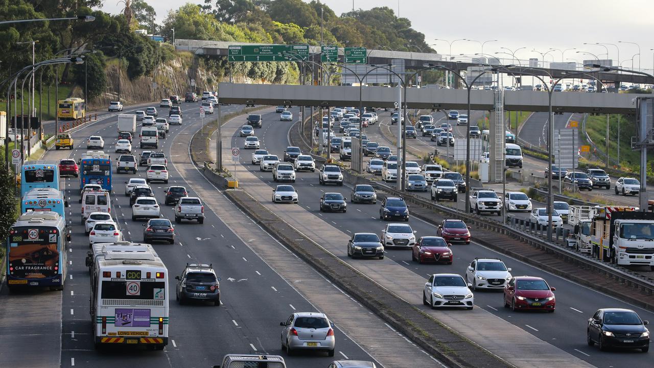 Extinction Rebellion protests halt peak hour traffic in Melbourne CBD ...