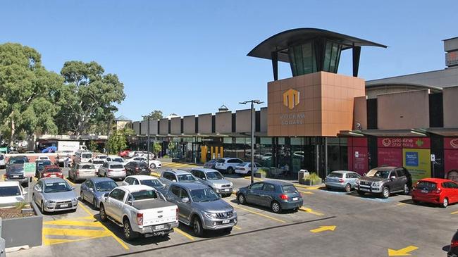 A man, 37, has been arrested after allegedly assaulting a man at the Mitcham Square Shopping Centre.