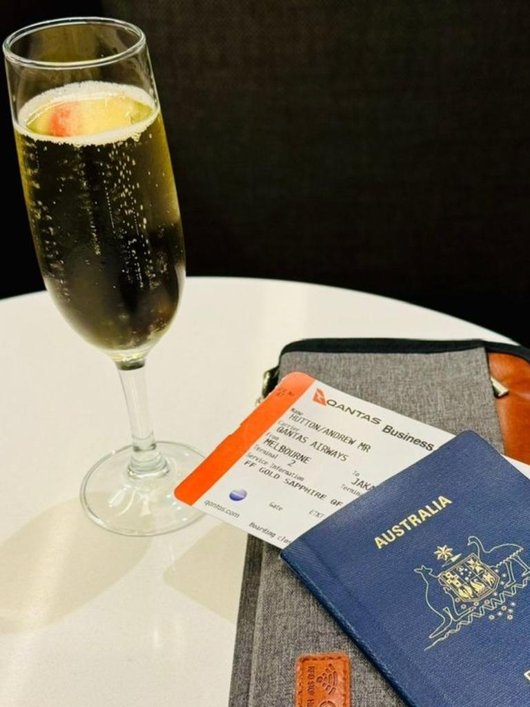 Andy uses his points frequently. He currently has 600,000 with 320,000 Qantas Points.