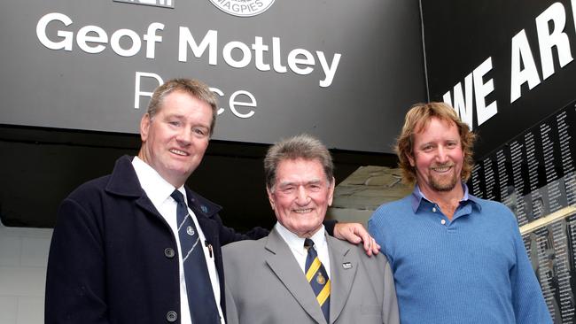 Geof Motley unveils the Geof Motley Race at Adelaide Oval with his sons Peter and Brett. Picture: Sarah Reed