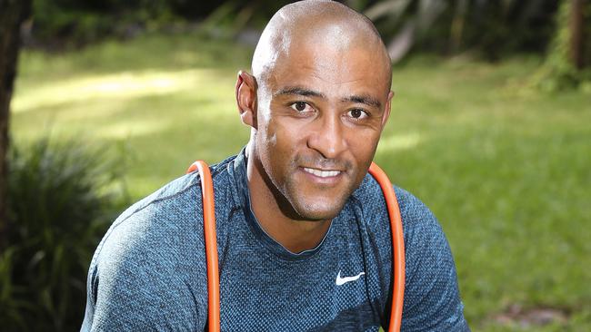 George Gregan thinks Israel Folau should concentrate on rugby.