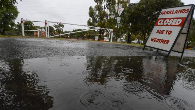 Heavy rain has forced the closure of parklands for Royal Adelaide showgoers want to park. Picture: NCA NewsWire / Roy VanDerVegt