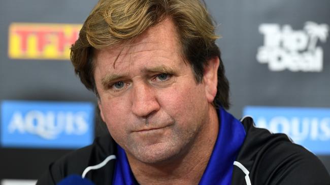 Des Hasler looks to be heading to court with the Bulldogs. (AAP Image/Dave Hunt)